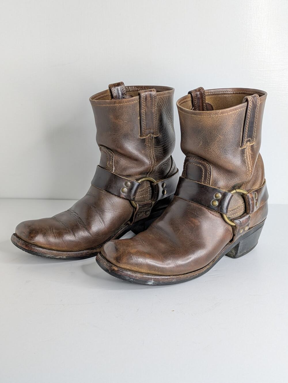 Frye Harness 8R Boots 7.5 Brown Leather Square Toe Moto Ankle Short Womens